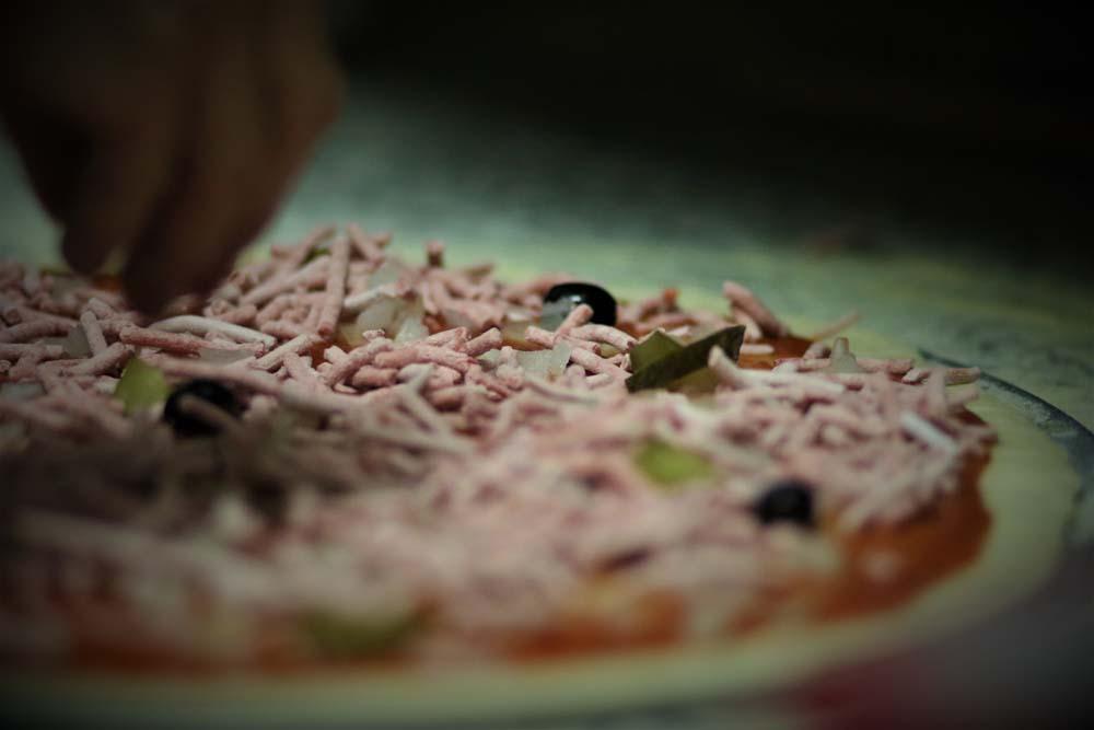 preparation pizza